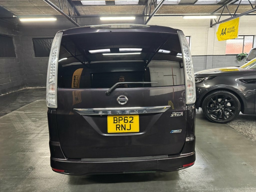 Nissan Serena Mpv - 8 Seater 2011 Grey #4