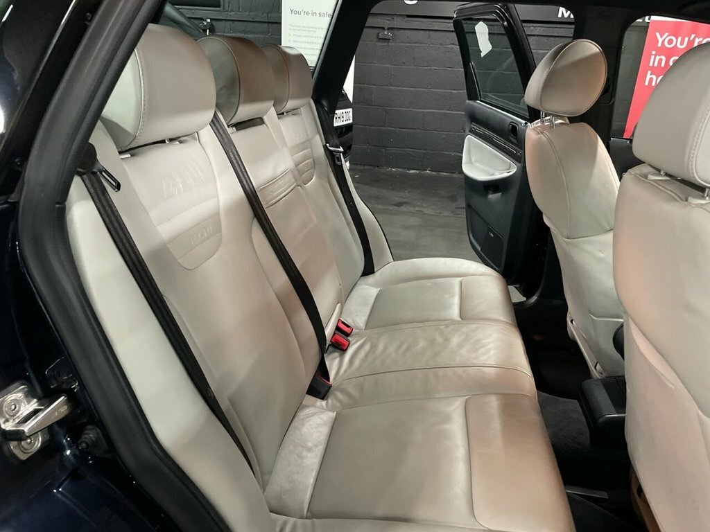 Audi RS4 Avant Quattro 5dr  #34