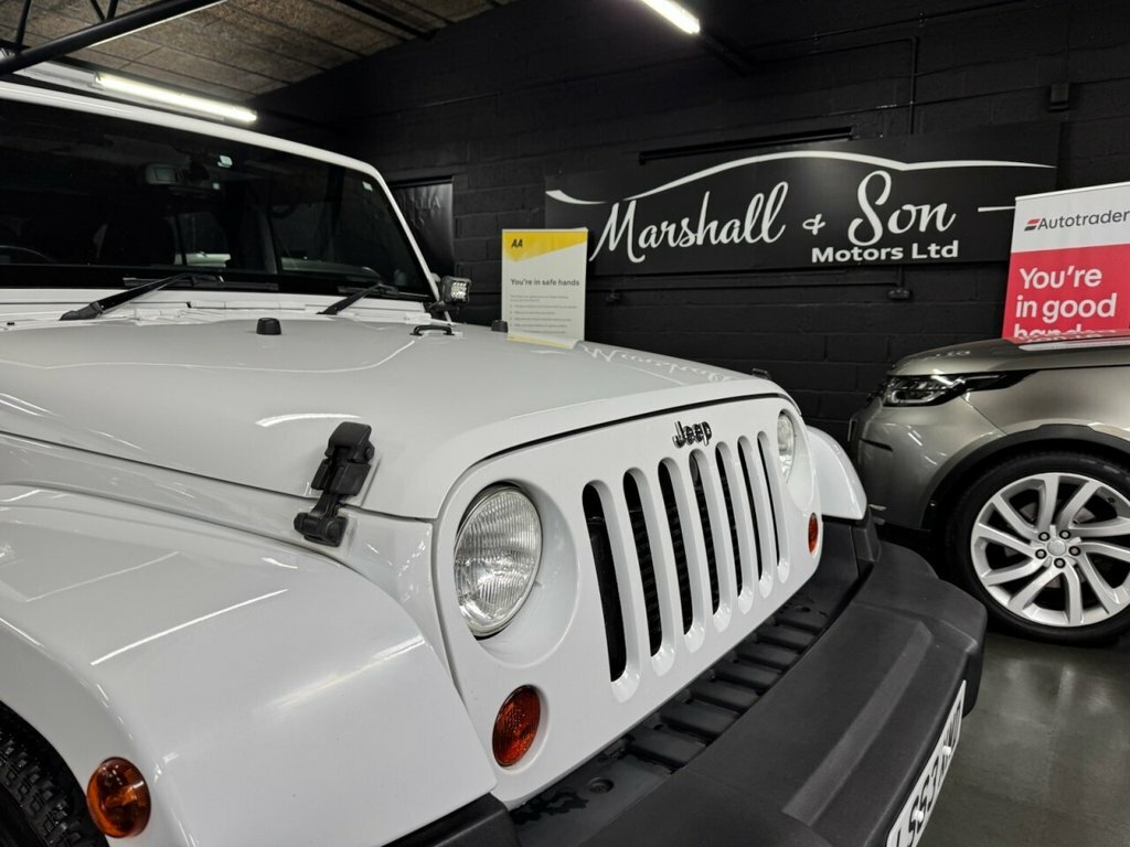 Jeep Wrangler 2.8L Sahara LS63XMD White #3