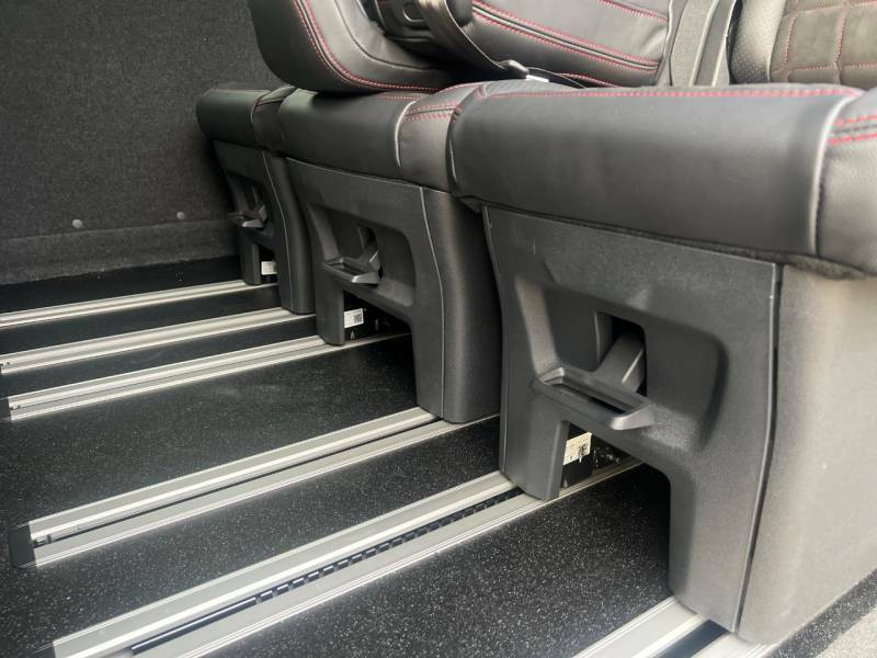 Volkswagen Transporter 2.0 Tdi 150 Commerce Pro Kombi Van 4Motion - PN75NBD Grey #2