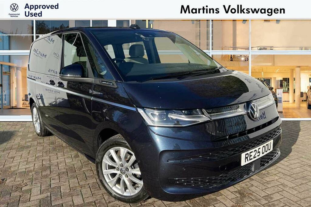 Volkswagen Multivan Style Standard 150 Ps 2.0 Tdi 7-Speed Dsg Panoram Blue
