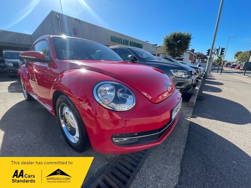 Volkswagen Beetle Design Tsi Red