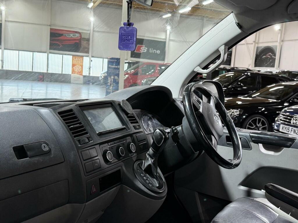 Volkswagen Transporter Sportline Combi Van 2.0 Bitdi Sportline T32 Kombi L3 H1 Black #13