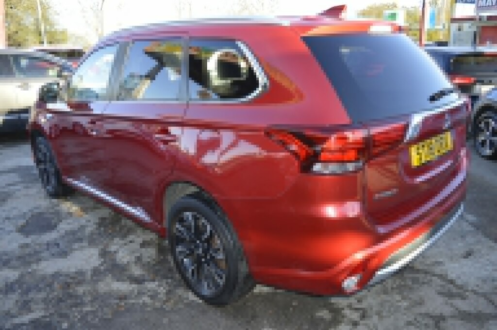 Mitsubishi Outlander Suv 2.0 H 12Kwh 4H 2018 ST18DRX Red #4
