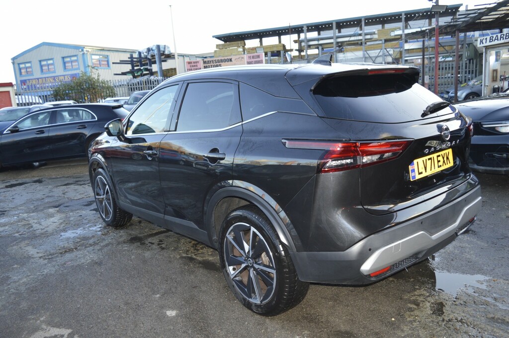 Nissan Qashqai Suv 1.3 Dig-t Mhev Tekna 2021 LV71EXK Black #4