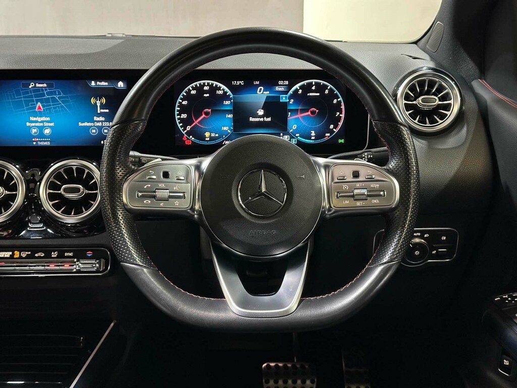 Mercedes-Benz 200 E Amg Line Black #22