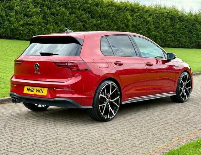 Volkswagen Golf 2.0 Tdi Gtd Hatchback MM21VKN Red #3