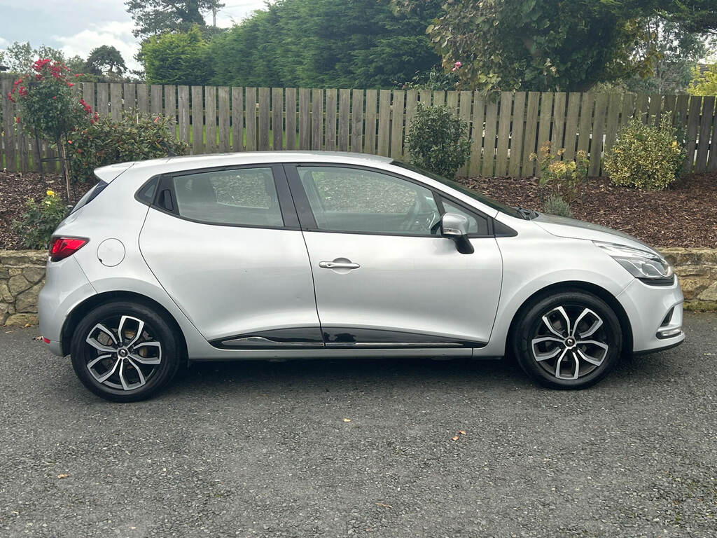 Renault Clio 1.5Dci Play 90Bhp Silver #2