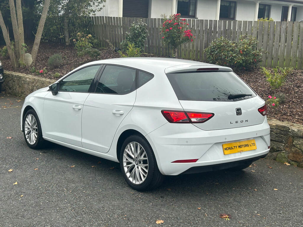 Seat Leon 1.6 Tdi Se Dynamic Ez YD19FSJ White #6