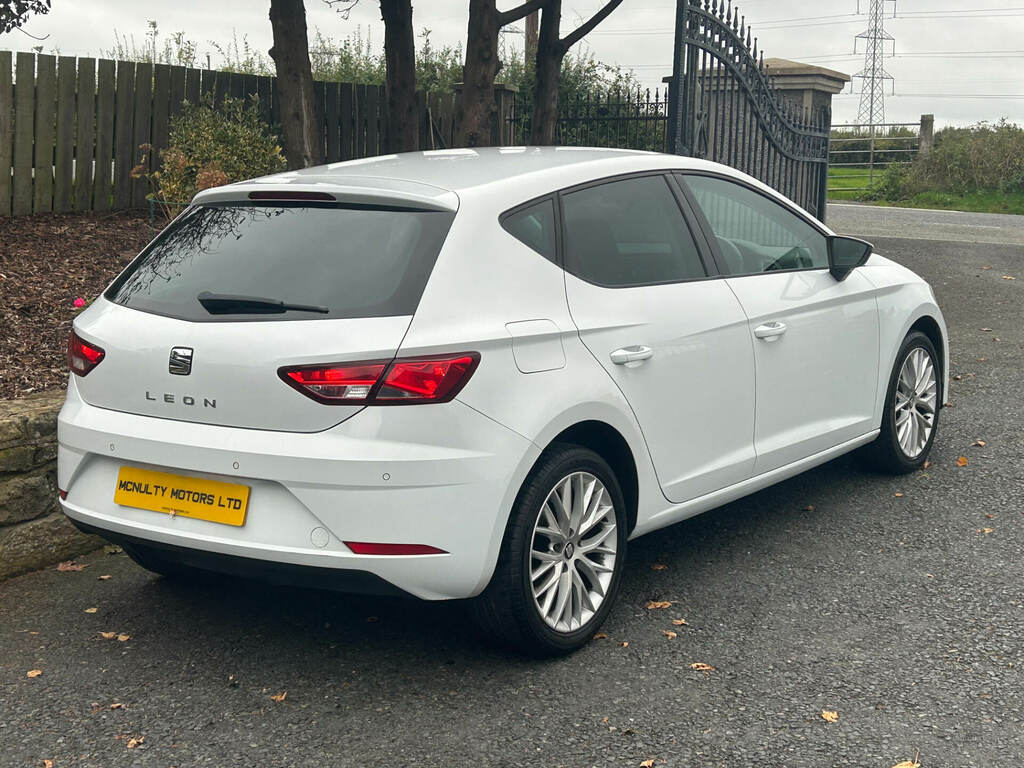 Seat Leon 1.6 Tdi Se Dynamic Ez YD19FSJ White #3