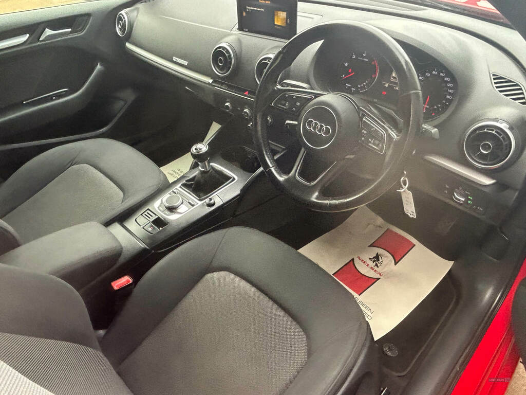 Audi A3 2.0 Tdi Se Red
