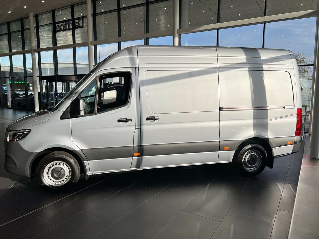 Mercedes-Benz Sprinter 2.0 315 Cdi Select Panel Van Rwd  Silver #4