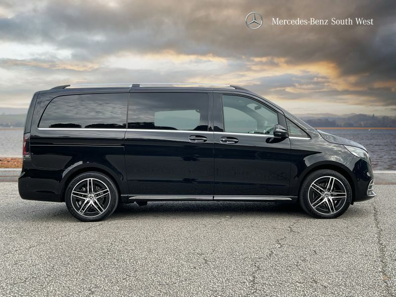 Mercedes-Benz V Class Mpv KT24EEY Black #3