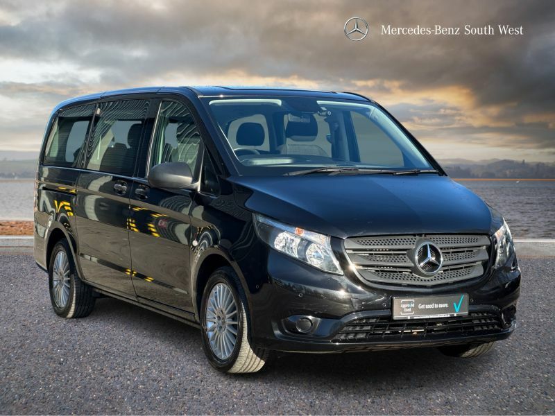 Mercedes-Benz Vito 2.1 119 Cdi Select Tourer G-tronic Rwd L2 Euro 6 Black