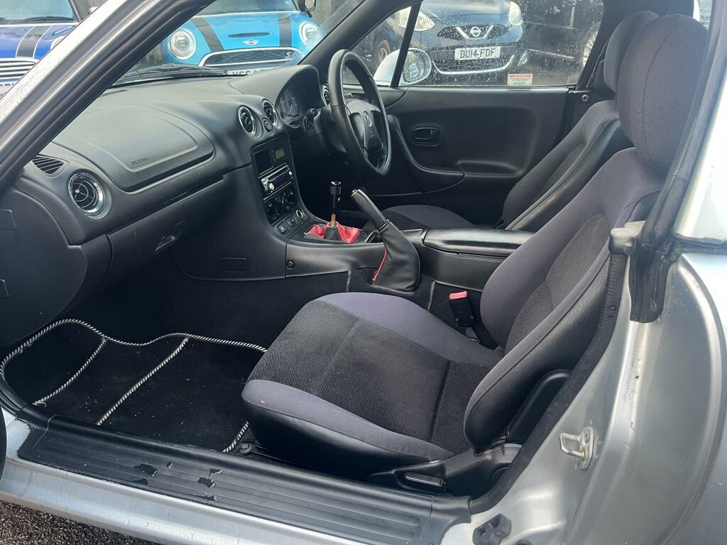 Mazda MX-5 Convertible Grey #12
