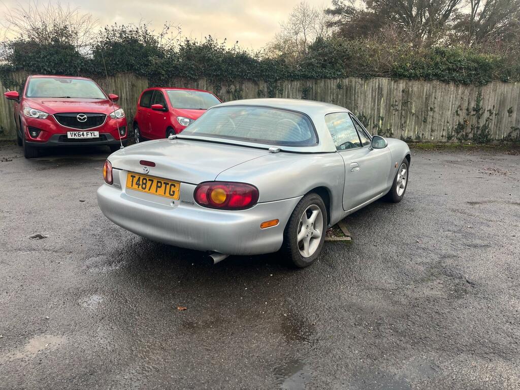 Mazda MX-5 Convertible Grey #5