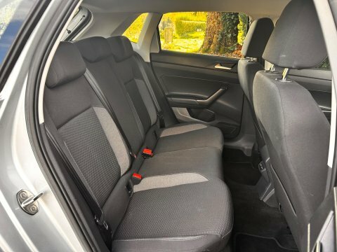 Volkswagen Polo Life Tsi Dsg CP71HXT #6