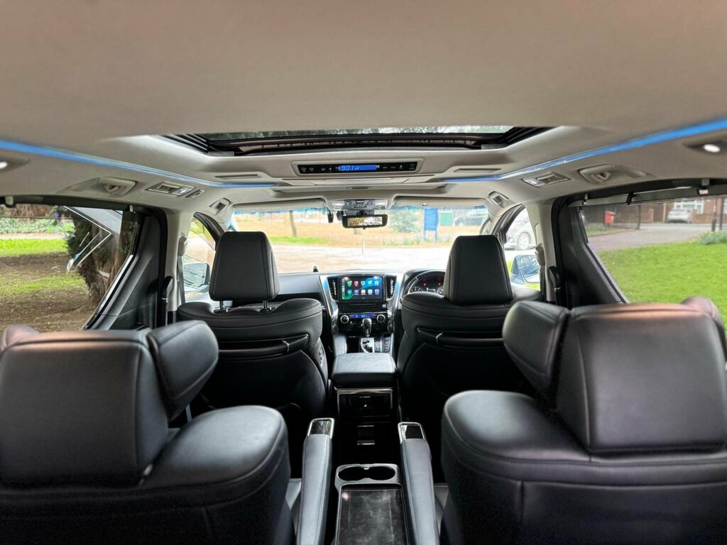 Toyota Vellfire 3.5 V6 Vellfire Executive Black #22