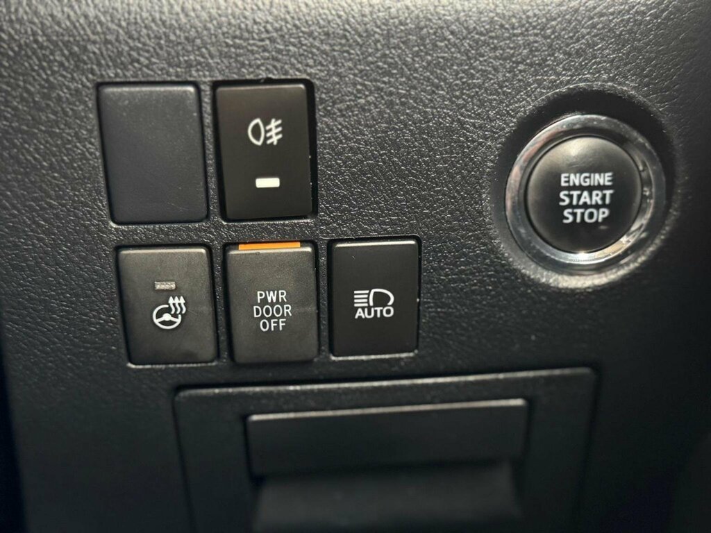 Toyota Vellfire 3.5 V6 Vellfire Executive Black #31