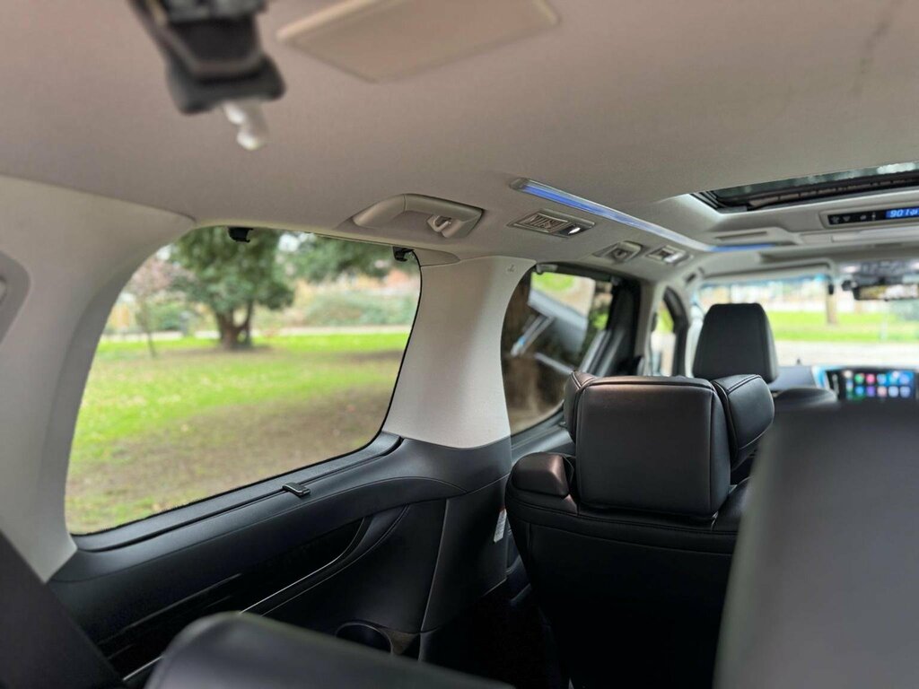 Toyota Vellfire 3.5 V6 Vellfire Executive Black #66