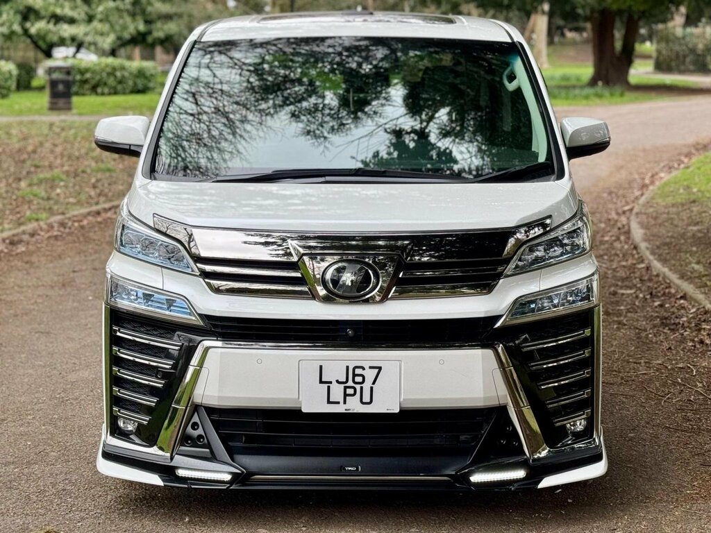 Toyota Vellfire 3.5 V6 Vellfire Executive Black #2
