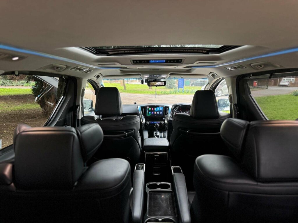 Toyota Vellfire 3.5 V6 Vellfire Executive Black #21
