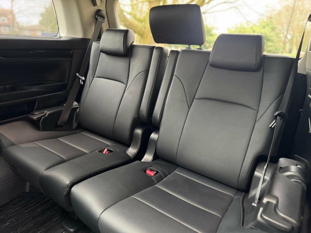 Toyota Vellfire 3.5 V6 Vellfire Executive Black #20