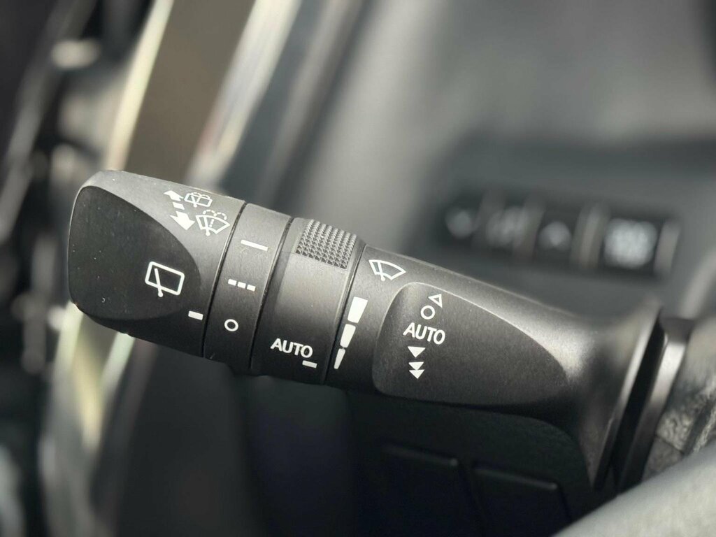Toyota Vellfire 3.5 V6 Vellfire Executive Black #37