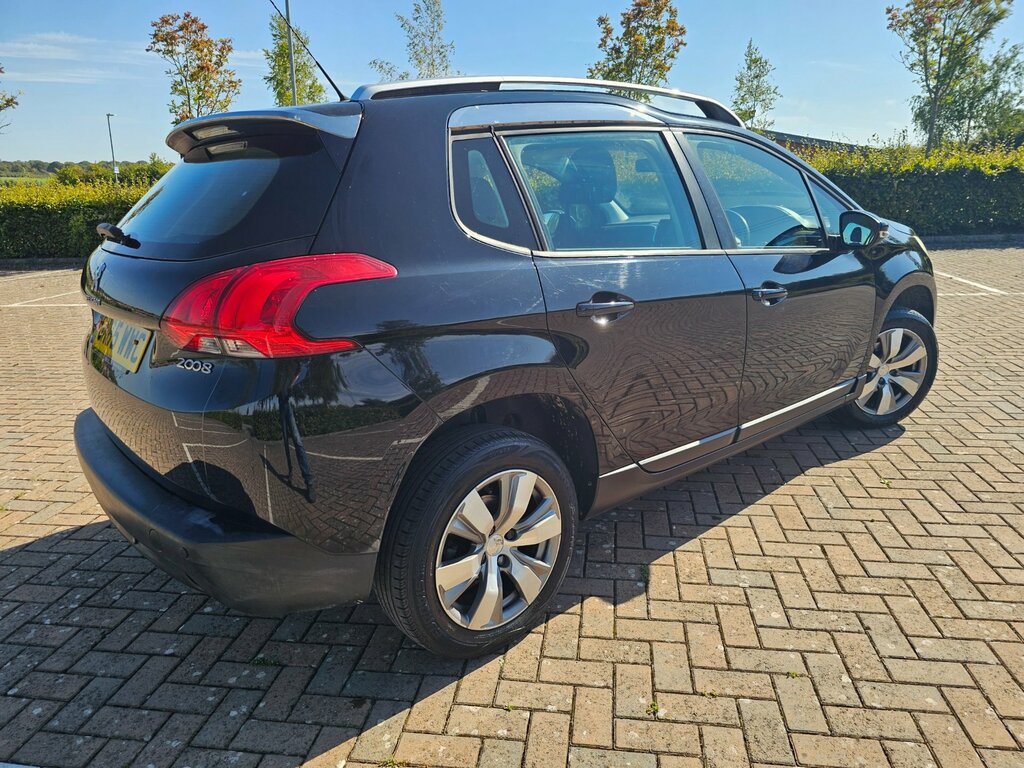 Peugeot 2008 1.6 Bluehdi Active Suv Euro 6 S GN65WWC Black #2