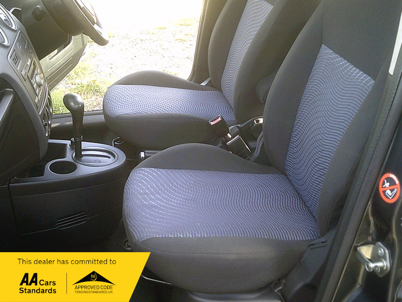 Ford Fusion Zetec Climate Grey #5