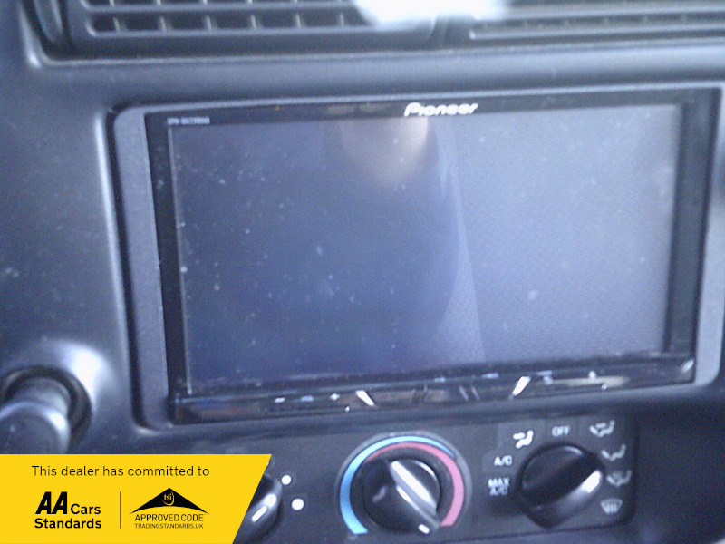 Ford Ranger 2.5D Regular Cab Pickup 4X2 White #19