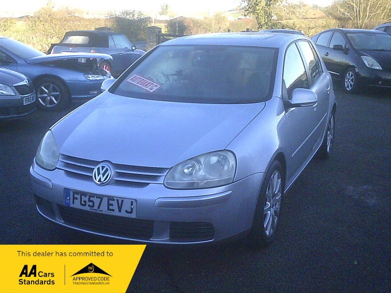 Volkswagen Golf Sport Fsi FG57EVJ Grey #4