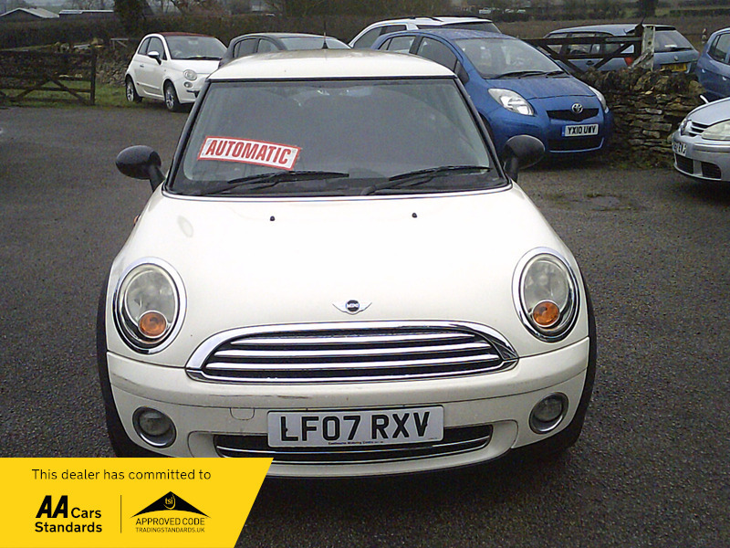 Mini Hatch Automatic White #3