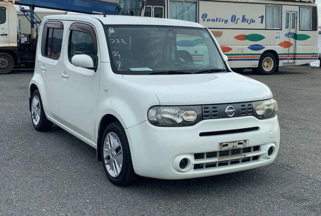Nissan Cube 1.5 Cvt Z12 Japanese Import White #3