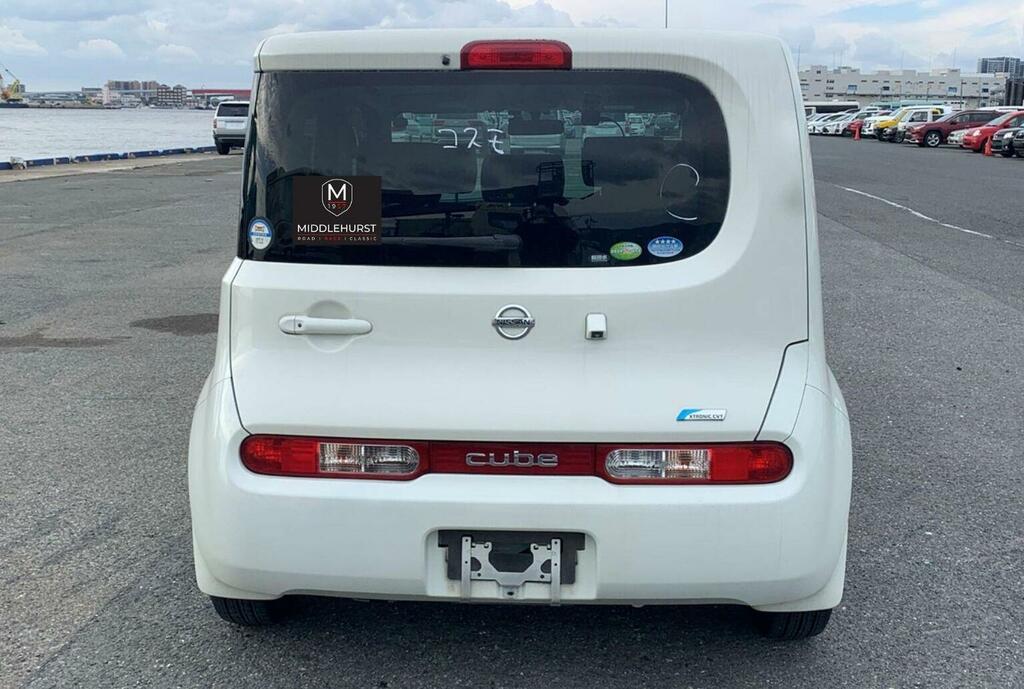 Nissan Cube 1.5 Cvt Z12 Japanese Import White #5