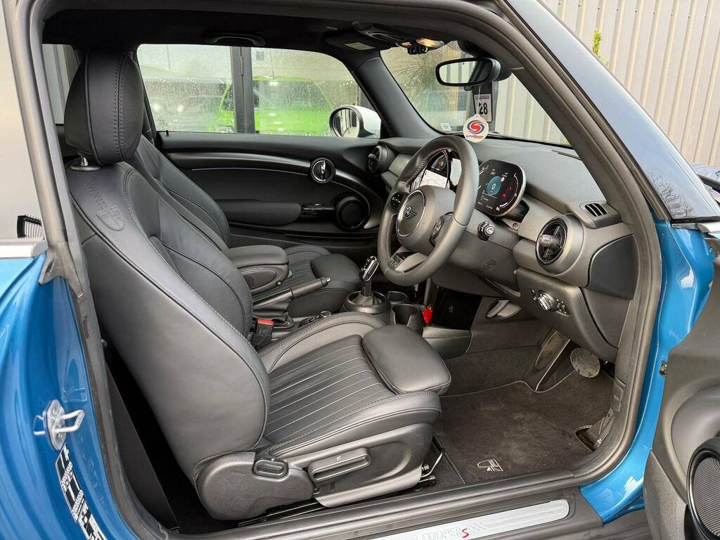 Mini Hatch 2.0 Cooper S Exclusive Steptronic Euro 6 Ss YL73MRX Blue #5