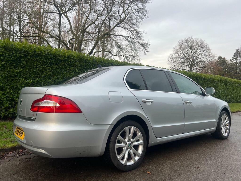 Skoda Superb Hatchback Grey #11