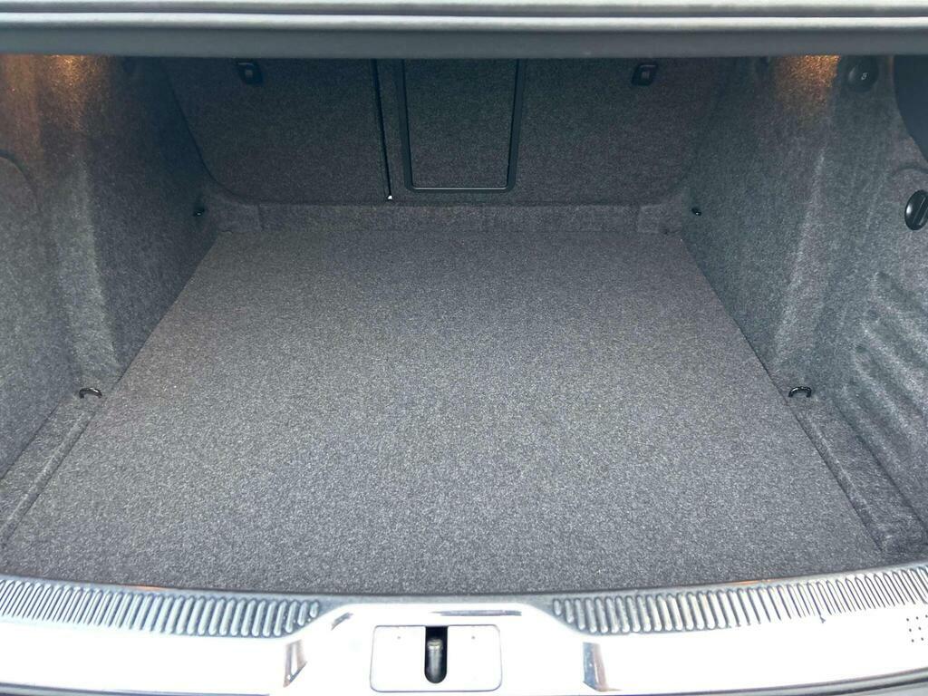Skoda Superb Hatchback Grey #23