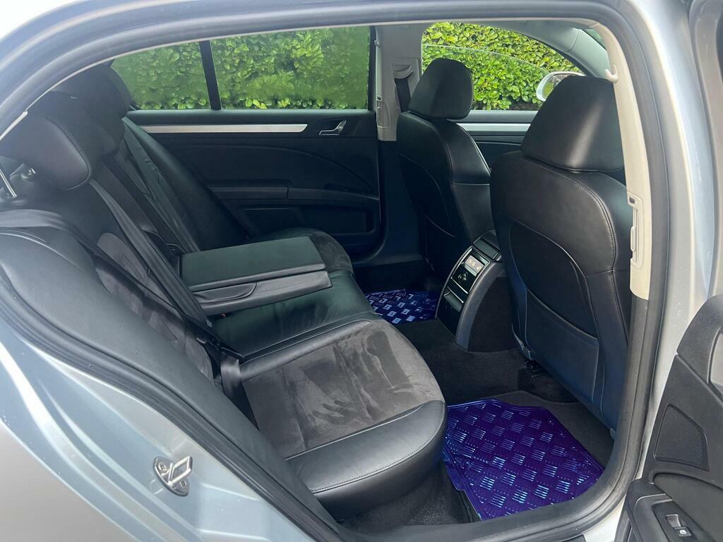 Skoda Superb Hatchback Grey #15