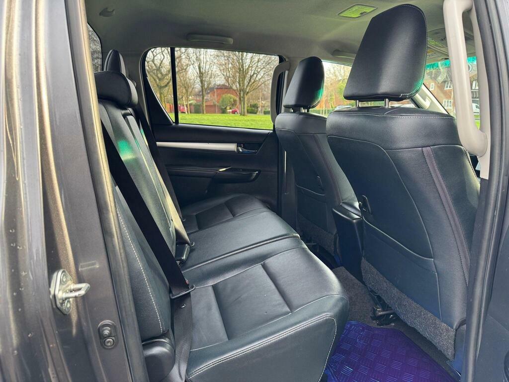 Toyota HILUX 2.4 D-4d Invincible X 4Wd Euro 6 S S AE18PWK Grey #5