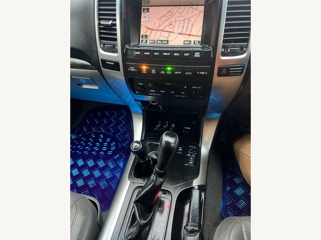 Toyota Land Cruiser 4.5 D-4d Premium Audio Red #8