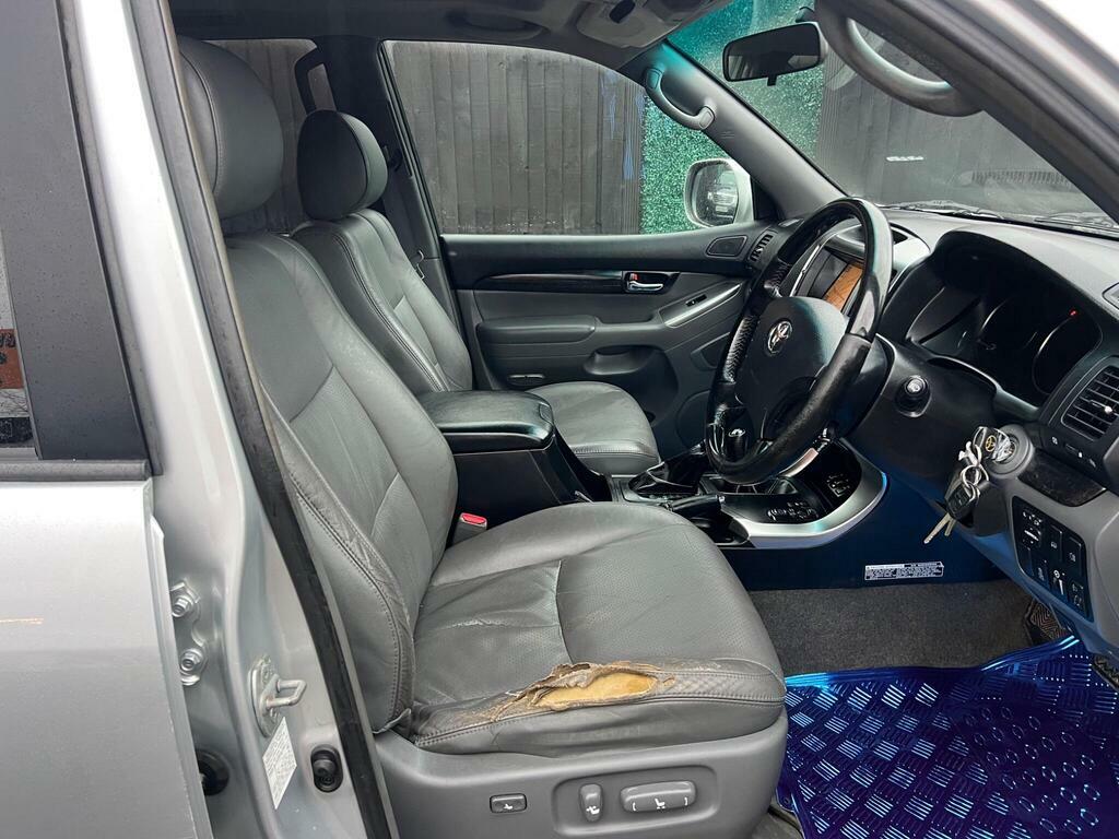 Toyota Land Cruiser 4.5 D-4d Premium Audio Red #17