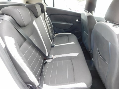 Dacia Sandero Stepway Comfort Tce WV68FXW White #5