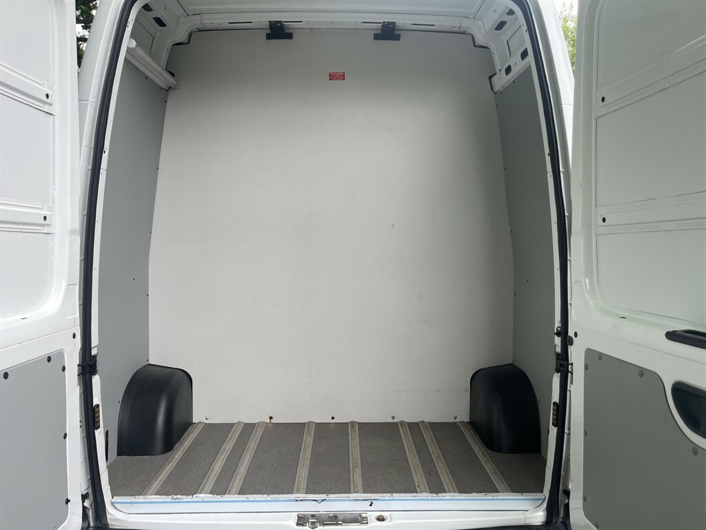 Maxus Crewvan Dayvan Mini Bus LX08CFN White #6