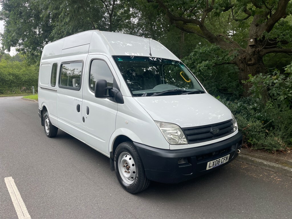 Maxus Crewvan Dayvan Mini Bus LX08CFN White