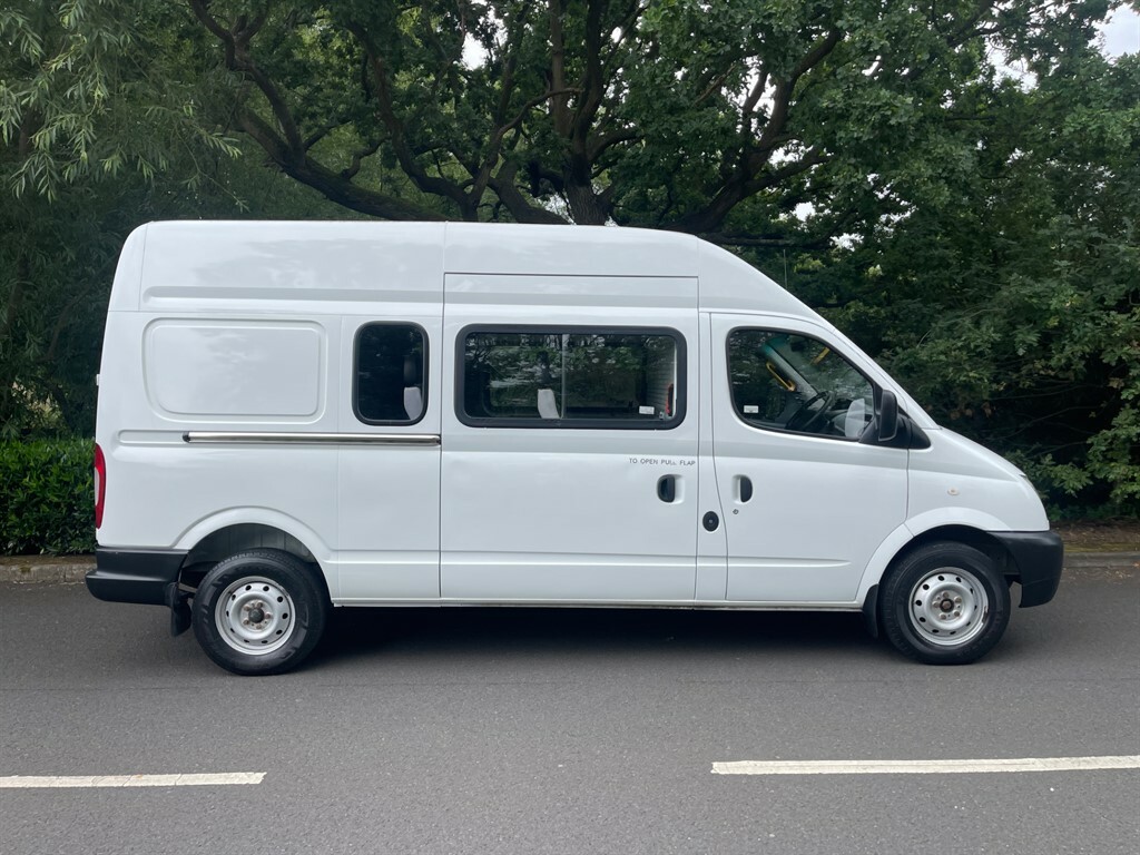 Maxus Crewvan Dayvan Mini Bus LX08CFN White #3