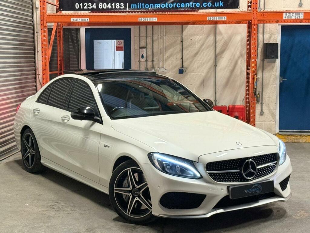 Mercedes-Benz C Class Saloon 3.0 C43 V6 Amg Premium Plus G-tronic 4Ma White