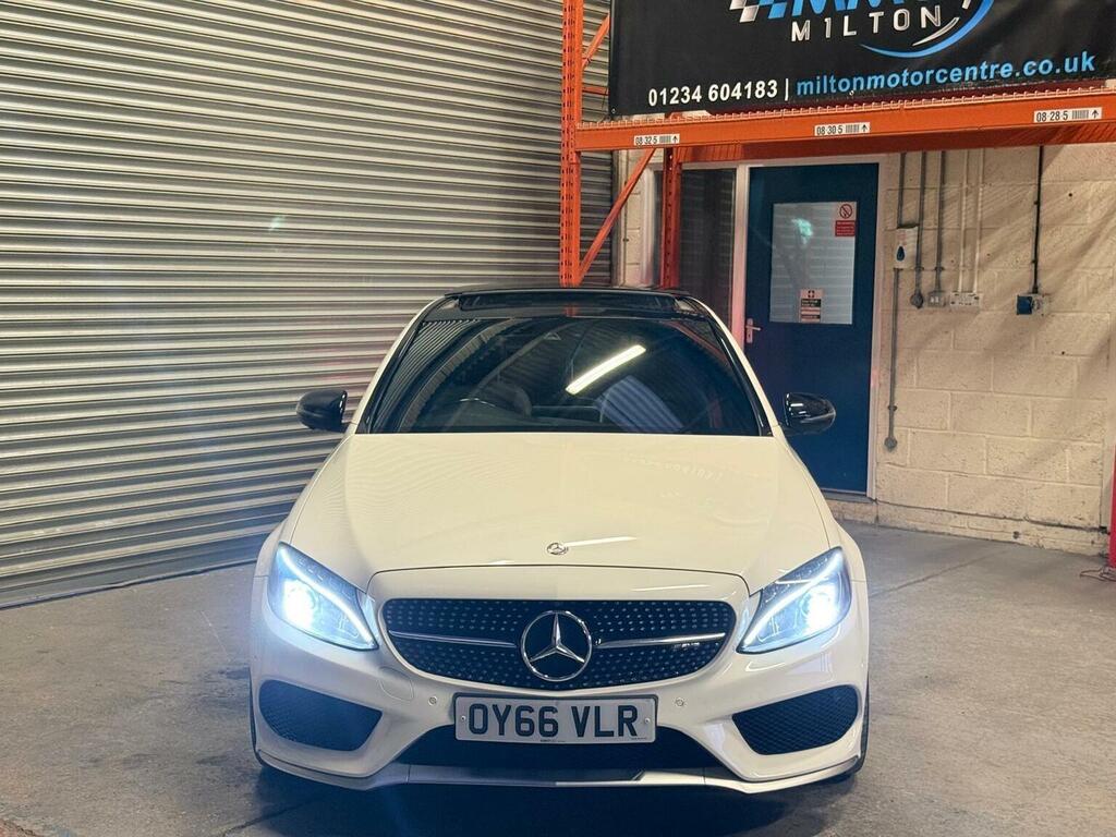 Mercedes-Benz C Class Saloon 3.0 C43 V6 Amg Premium Plus G-tronic 4Ma AV66KJX White #4