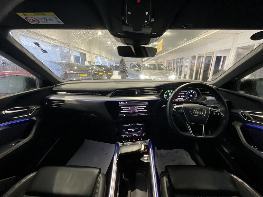 Audi E-tron Black Edition 55 Quat WV72URS Blue #6