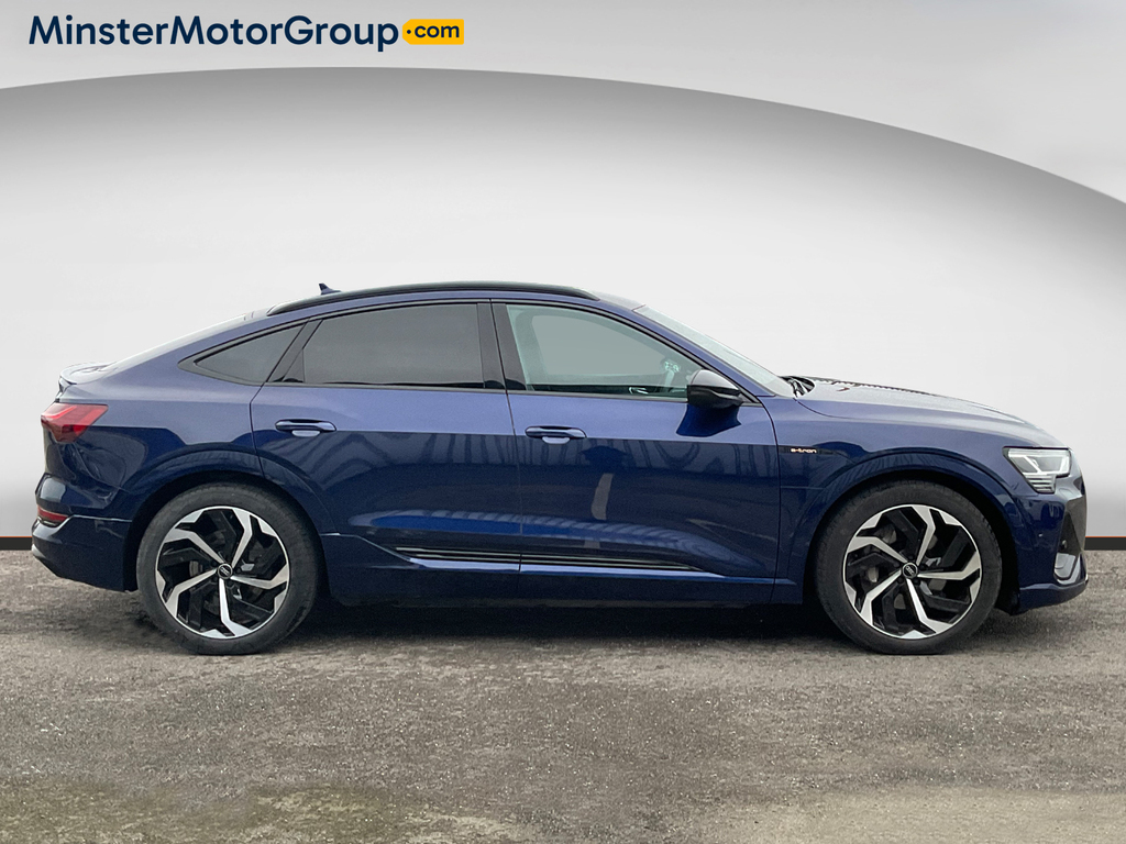 Audi E-tron Black Edition 55 Quat WV72URS Blue #2
